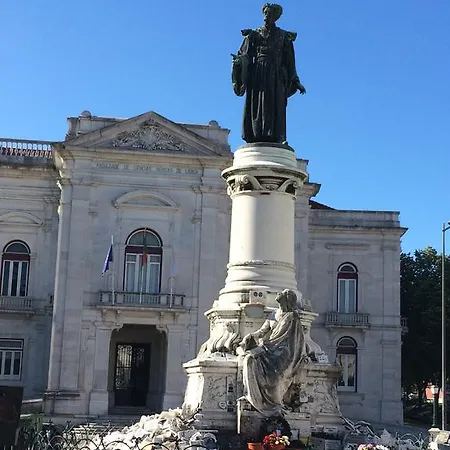Lejlighed Martires Da Patria Lisboa
